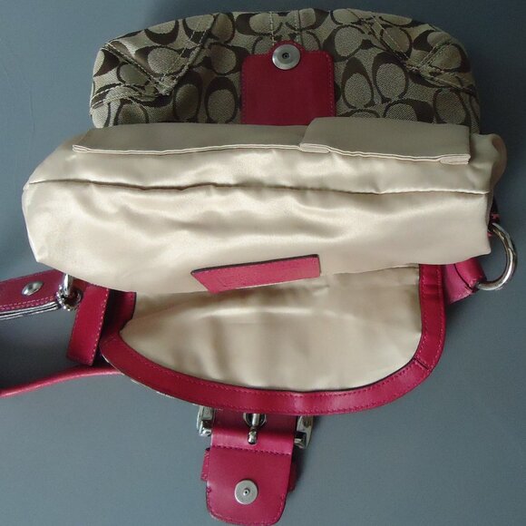 Coach M0773-11860 Soho leather trim shoulder bag. - Picture 13 of 16